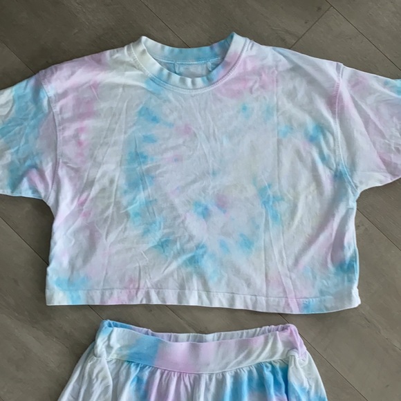 Custom Tie Dye Set - Picture 3 of 4